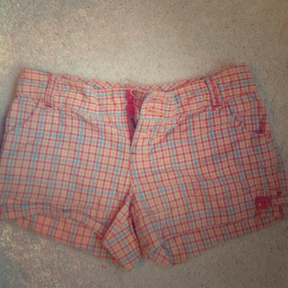 Plaid shorts - Picture 1 of 1