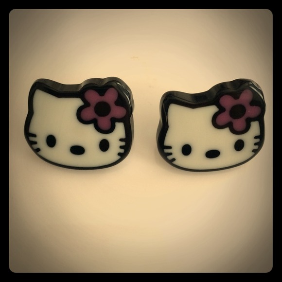 Hello Kitty earrings
