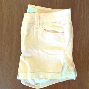 Home made lace insert shorts - peach 👍🏻