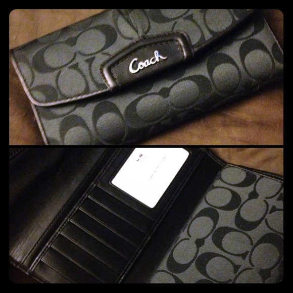 Black brand new Coach wallet