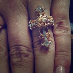 💛Cross fashion ring,c pearl ring necklace bundle