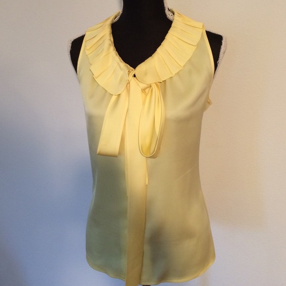 Bundle Kenneth Cole and Antonio Melani Top