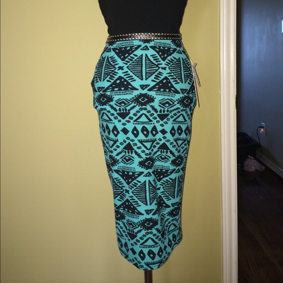 Dresses & Skirts - Tribal print pencil skirt