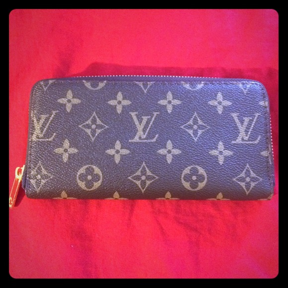Brown Louis Vuitton Wallet