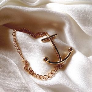 Anchor Bracelet