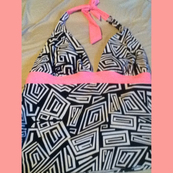 Geometric "tankini" bathing suit top.