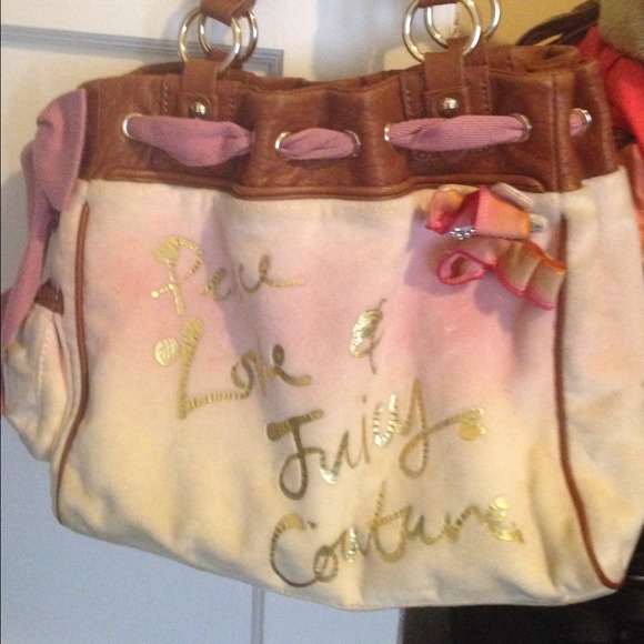 *Authentic juicy purse !