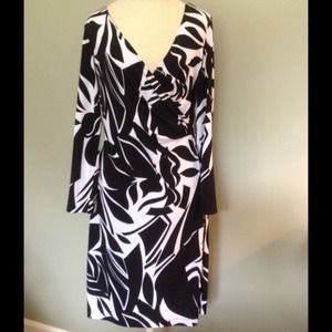 Black & White Long Sleeve Dress