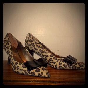 Anne Klein kitten heel - leopard print