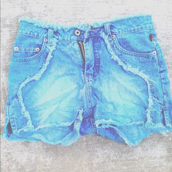 These are pretty blue light washed shorts