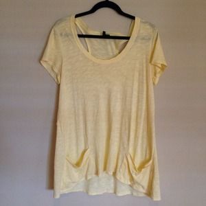 Yellow basic t shirt