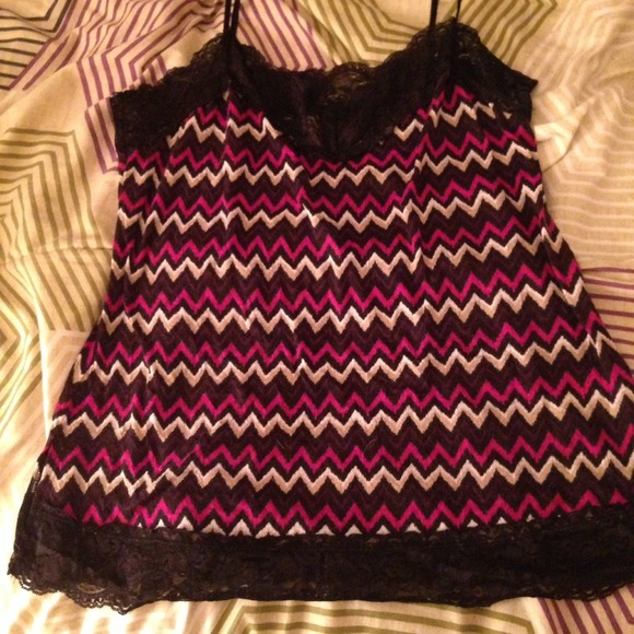 Lace trim chevron cami
