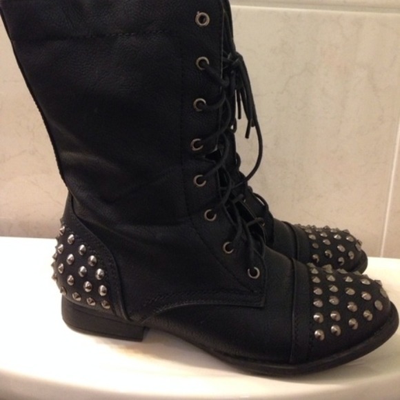 Studded combat boots !!