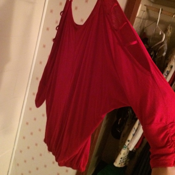 Red 100% Rayon Shirt; Open Slits On Arm - Picture 2 of 2