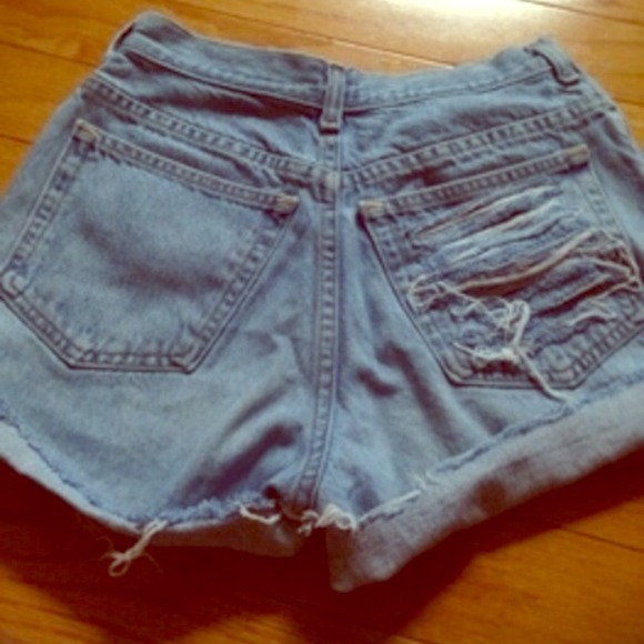 Very high waisted Jean shorts