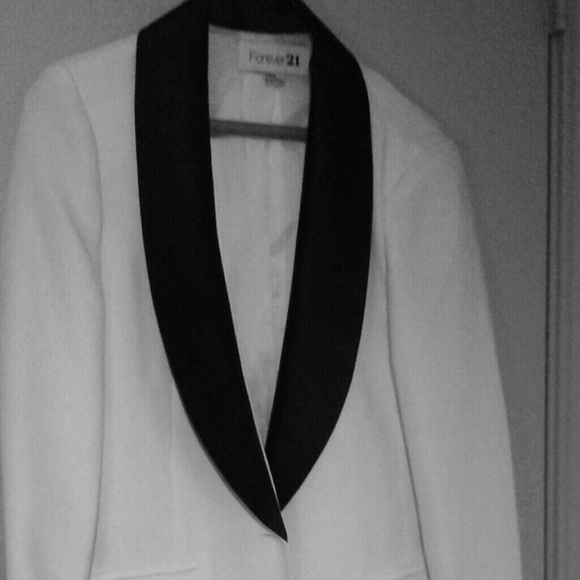 Classic white Blazer