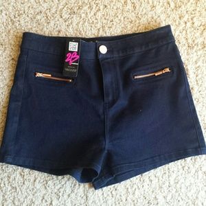 Bebe shorts