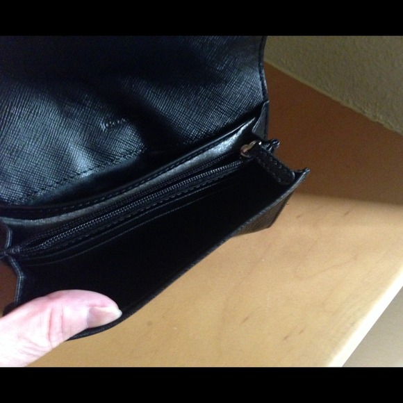 SALE!!COACH LEATHER PHONE CROSSBODY NEW W/TAG - Picture 3 of 3