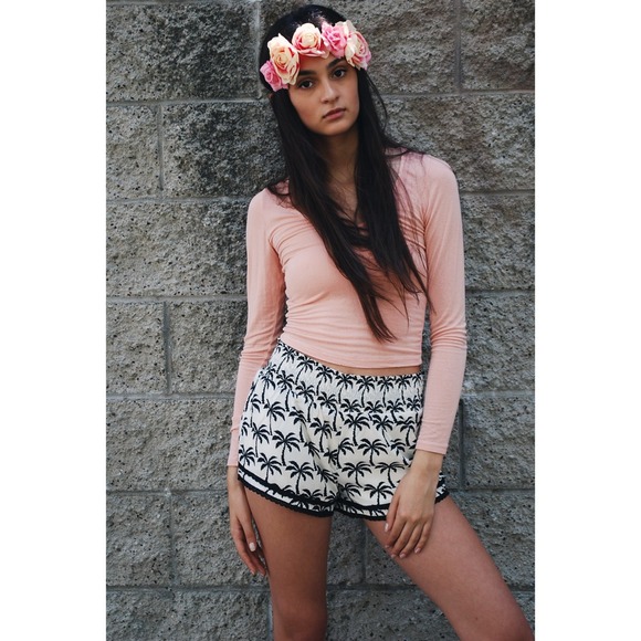 B&W Palm Tree Shorts!