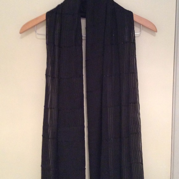 Black scarf / cover up / shawl - Picture 2 of 4