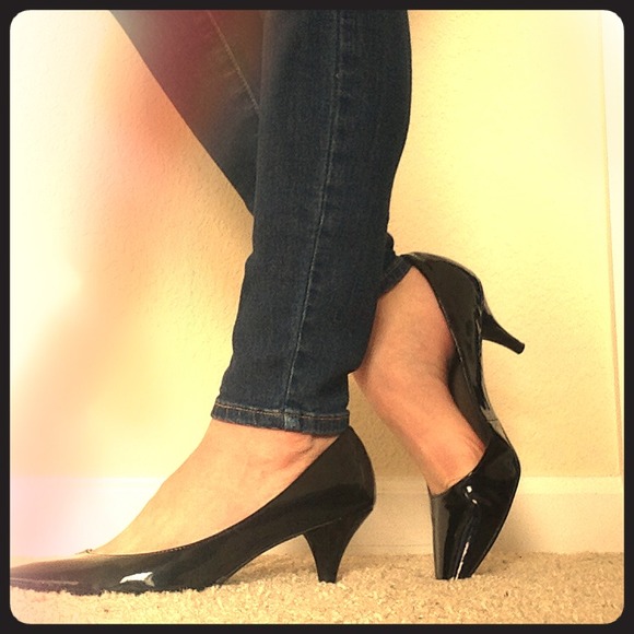 HOLD for @autumnspice - Black Patent Kitten Heels