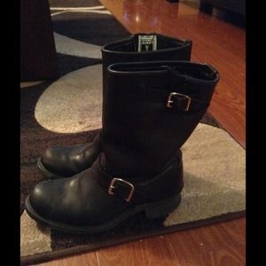 FRYE Veronica short boots