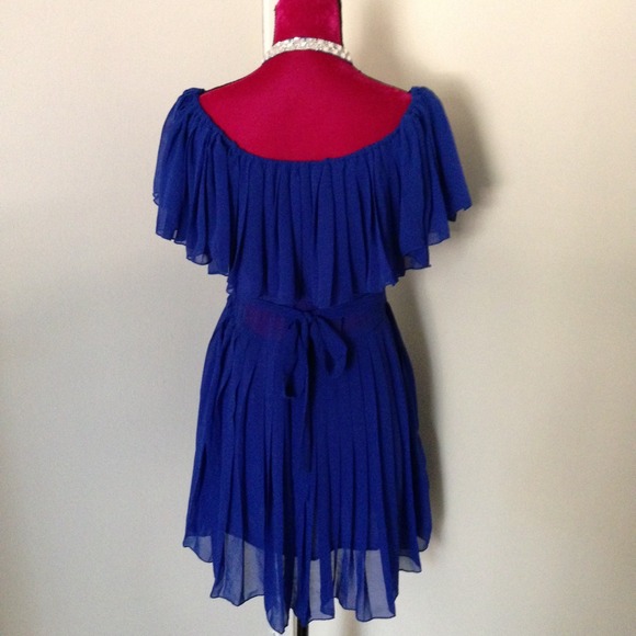 Operation Her Prom - Picture 3 of 4