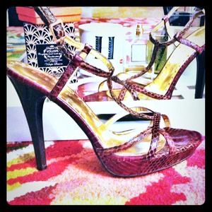 BCBGIRLS Purple-multi colored t-strap heel size 7