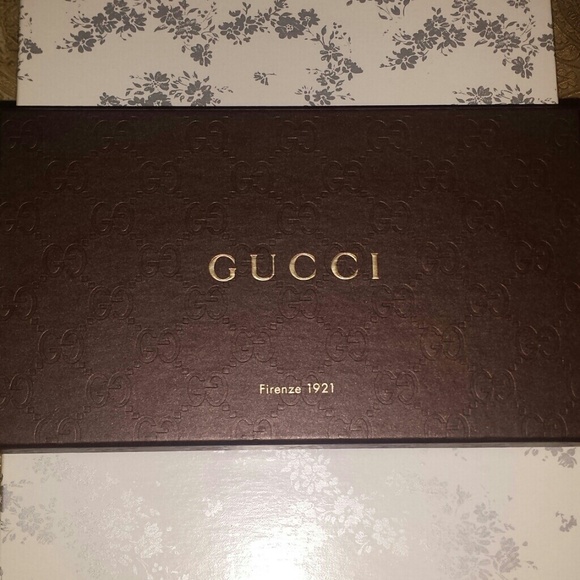 SOLD VIA EBAY Authentic Gucci wallet - Picture 4 of 4