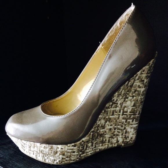 Steve Madden Wedges