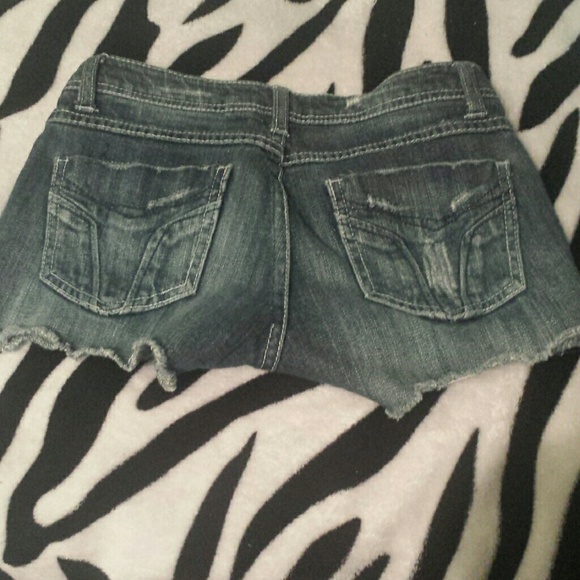 Miley Cyrus Shorts - Picture 1 of 4