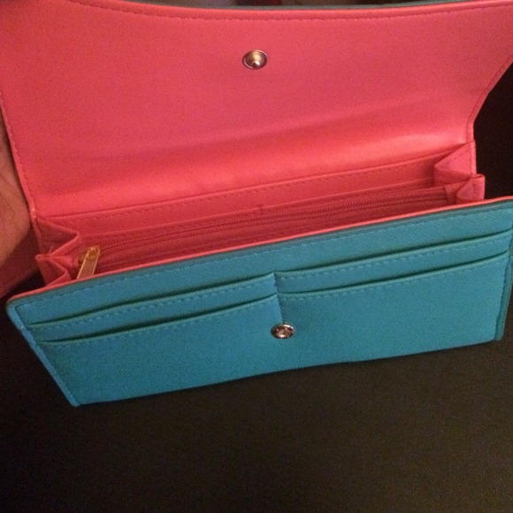 Wallet - Picture 4 of 4