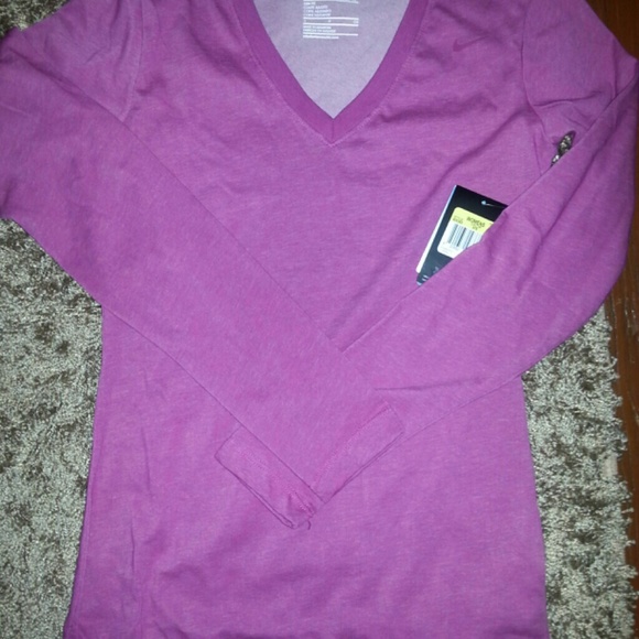 Womens Nike Dry Fit Long Sleeve Tee