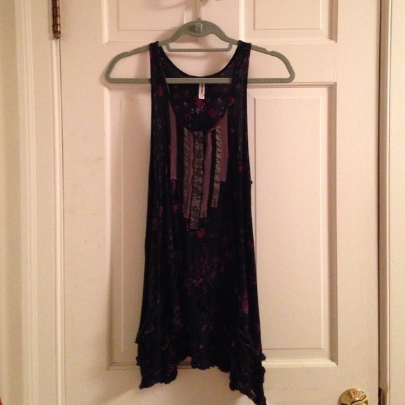 Free People floral dress. Size M.