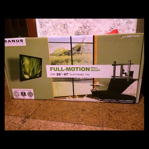 Full Motion Wall Mount 26 x 47 - Flat Panel TVs - Picture 1 of 1