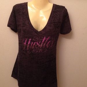 Hold Hustler V neck NWOT