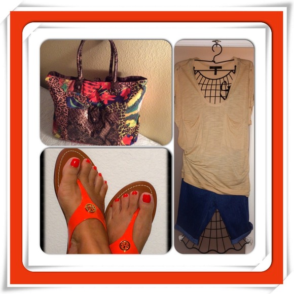 πSOLDπTory Burch - Picture 3 of 3