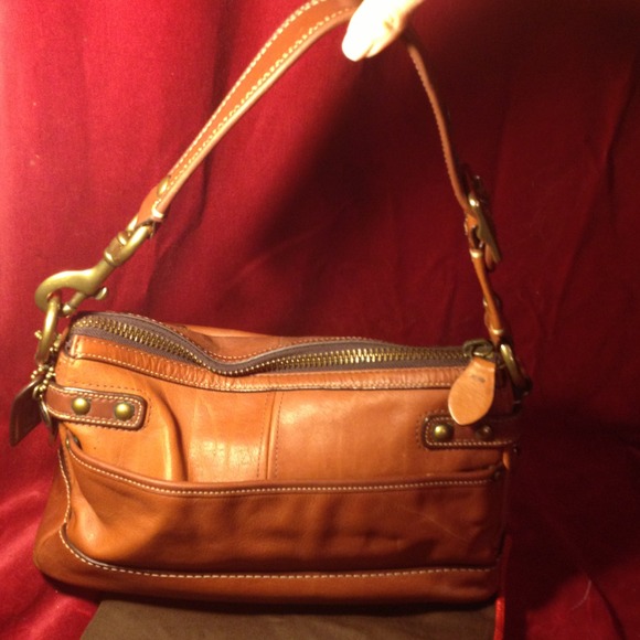 HP! Authentic Coach Legacy bag - hard to find! - Picture 2 of 4