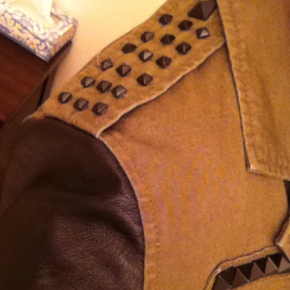 Sold in bundle - Picture 3 of 3