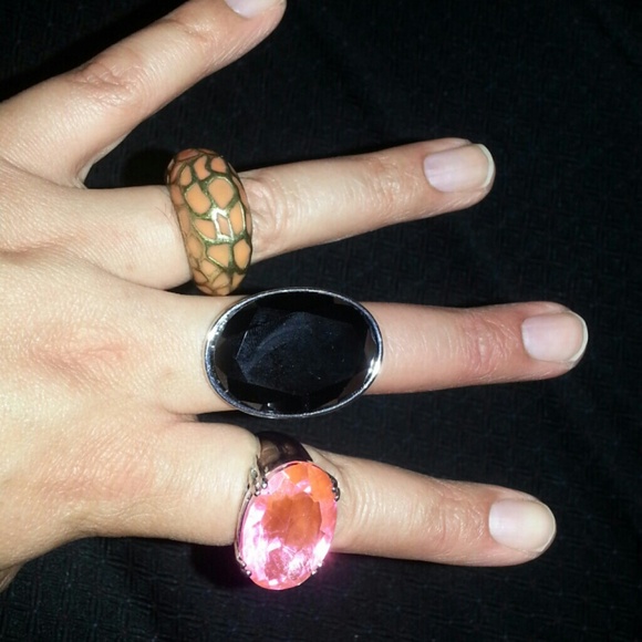 Ring trio