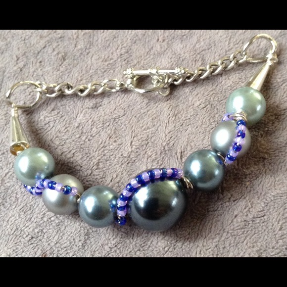 Bracelet - Picture 1 of 1