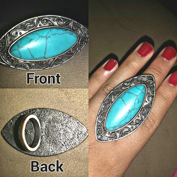 Diamond shaped turquoise & silver ring