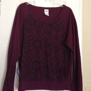 PINK Victoria Secret sweater shirt.