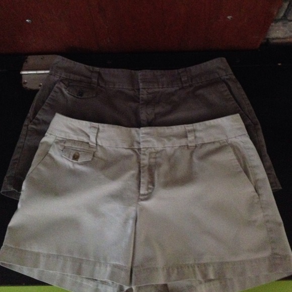 Ann Taylor LOFT shorts 3" - 2 pairs
