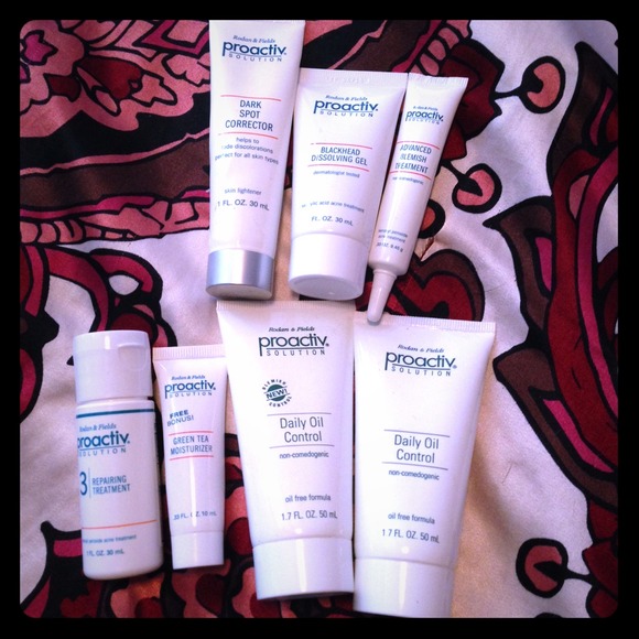 7 piece Proactiv Bundle😁
