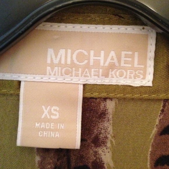 Blouse - Picture 2 of 3