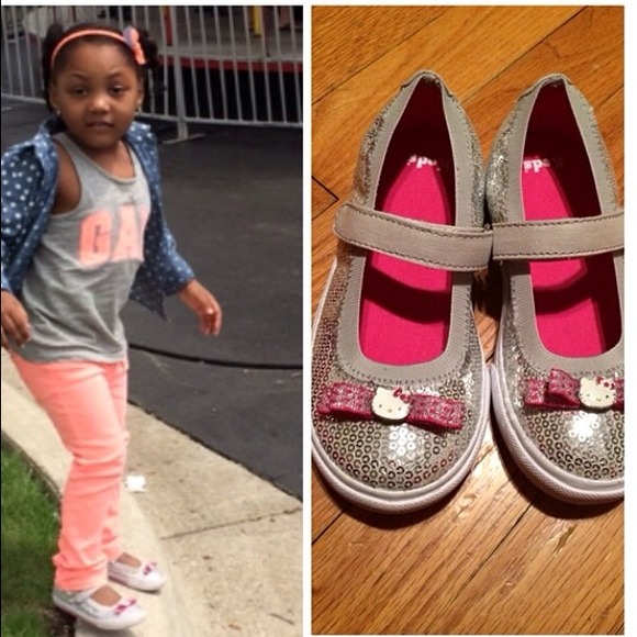STRIDE RITE HELLO KITTY SNEAKS