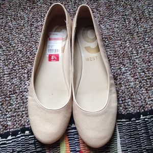 Nine West flats