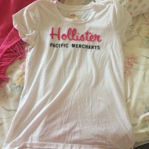 White Hollister T-shirt