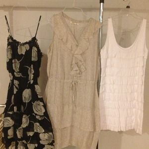 Dress bundle!! 👗☀